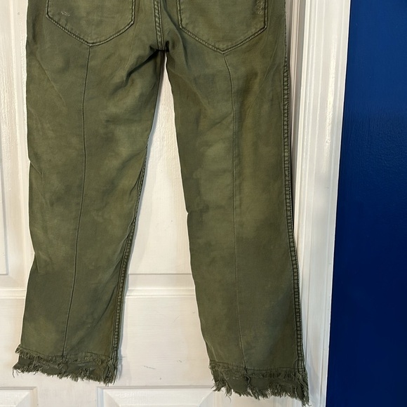 Women’s Free People Stormbringer Green Distressed Straight Leg Pants Size 26 - Picture 10 of 15